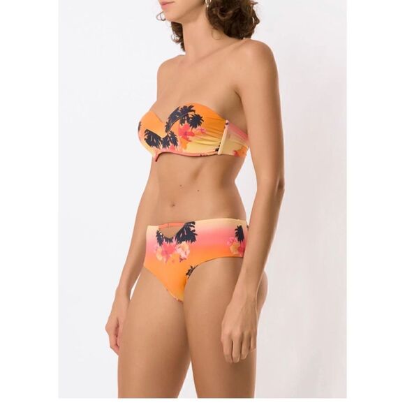 Amir Slama
print Ilha de Hibiscus bikini Top - Picture 1 of 8